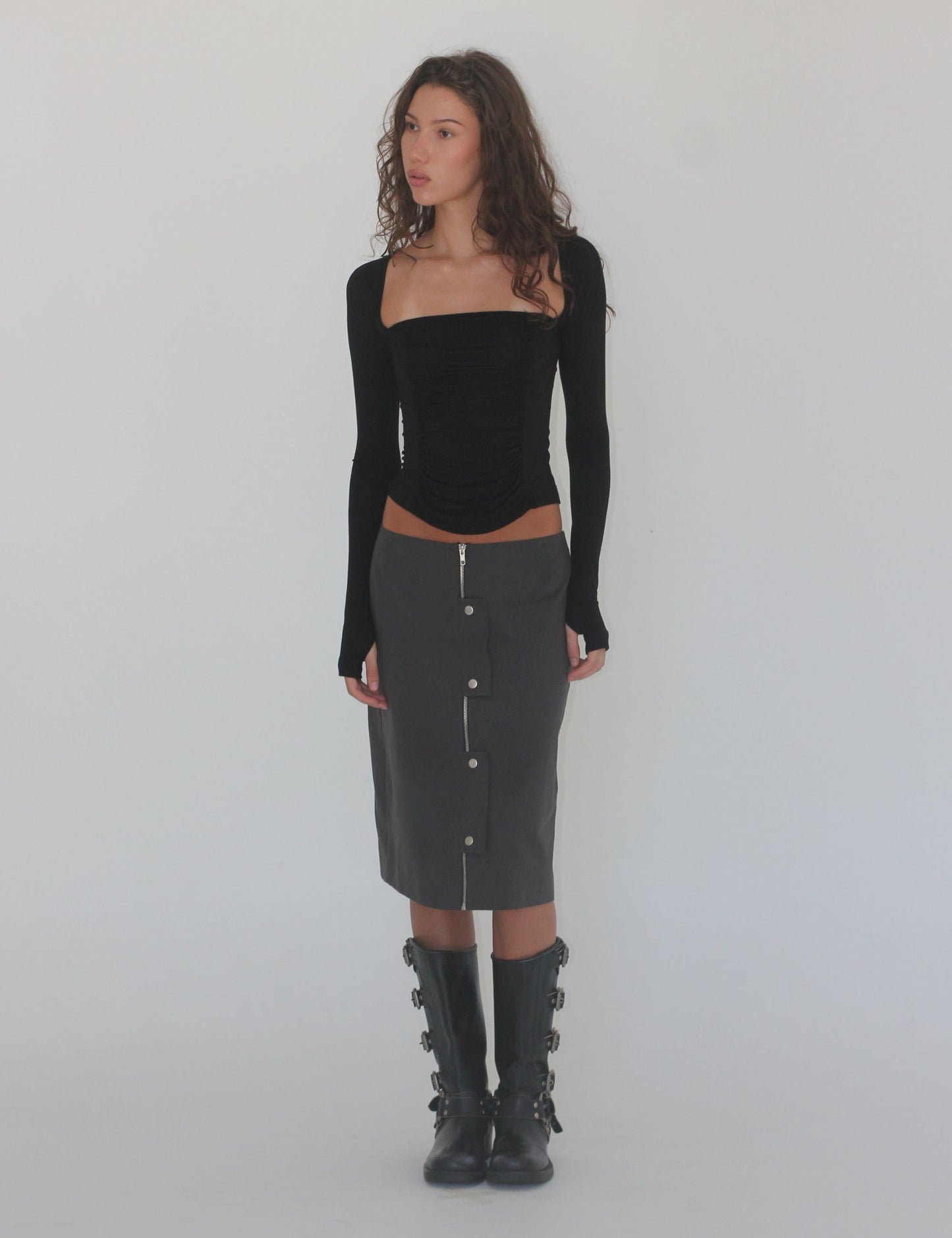 RUCHED LONG SLEEVE