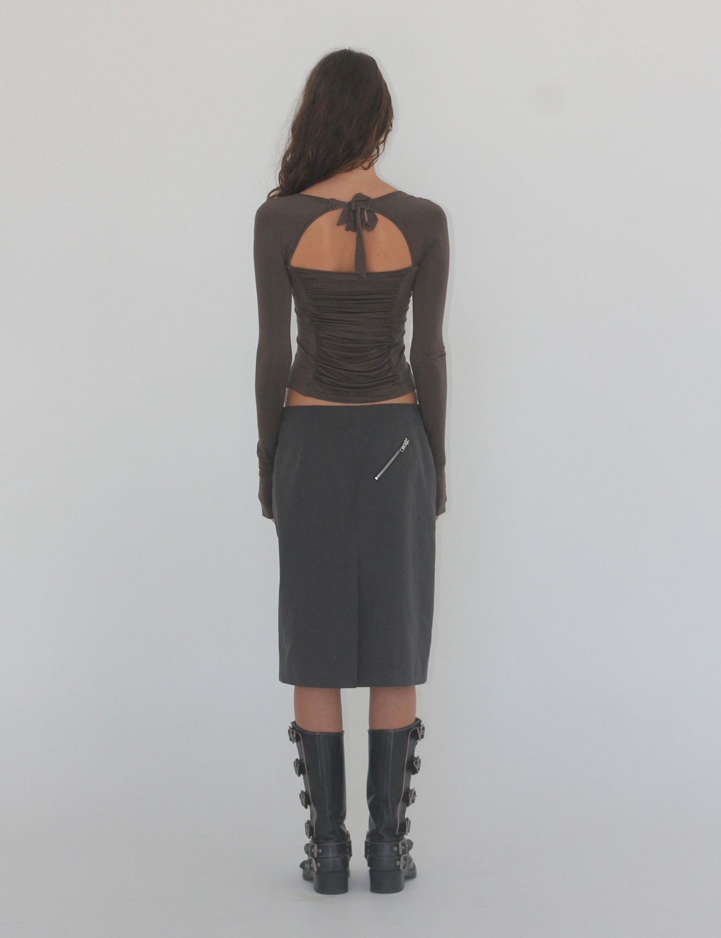 RUCHED LONG SLEEVE