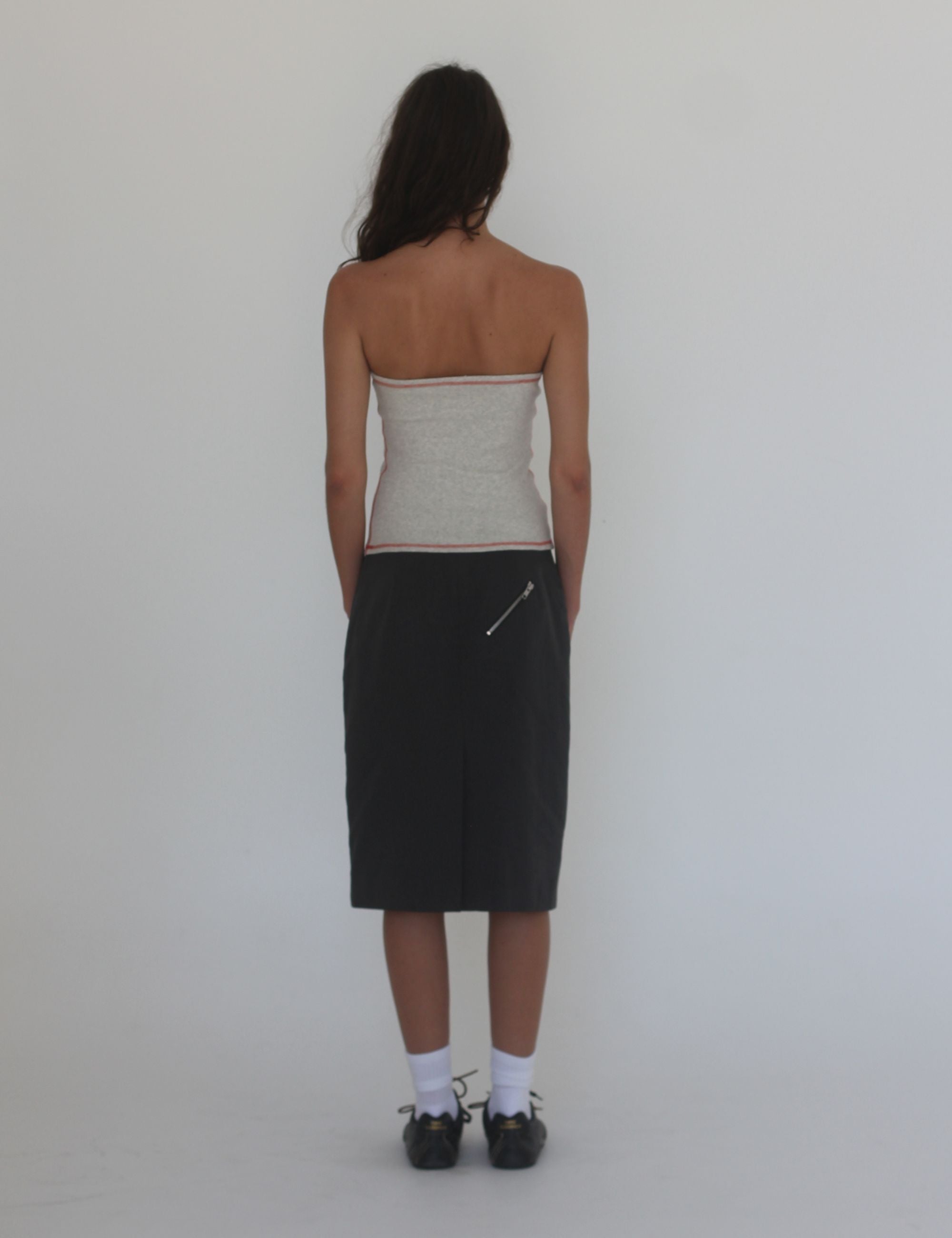 RIBBED STRAPLESS TOP