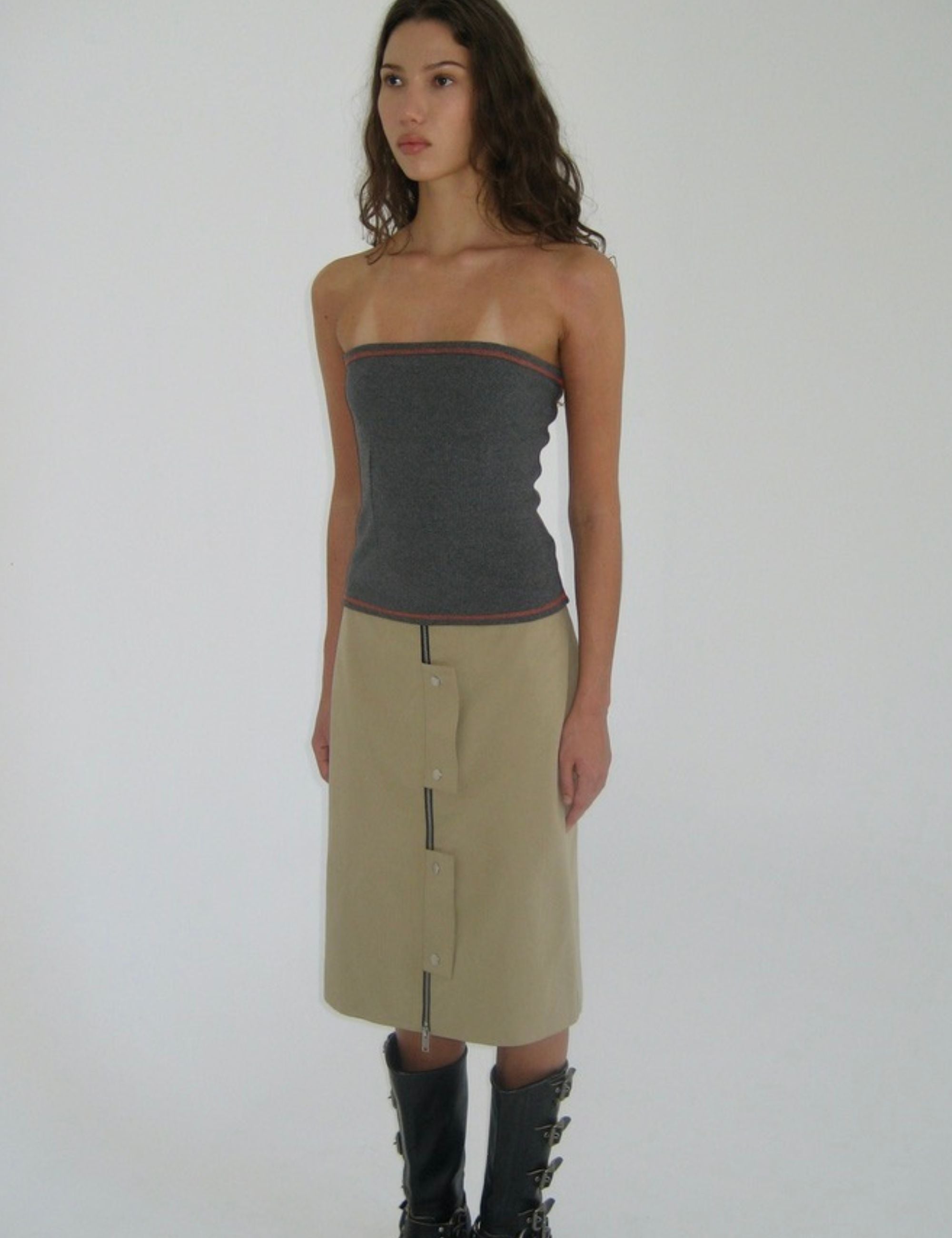 RIBBED STRAPLESS TOP